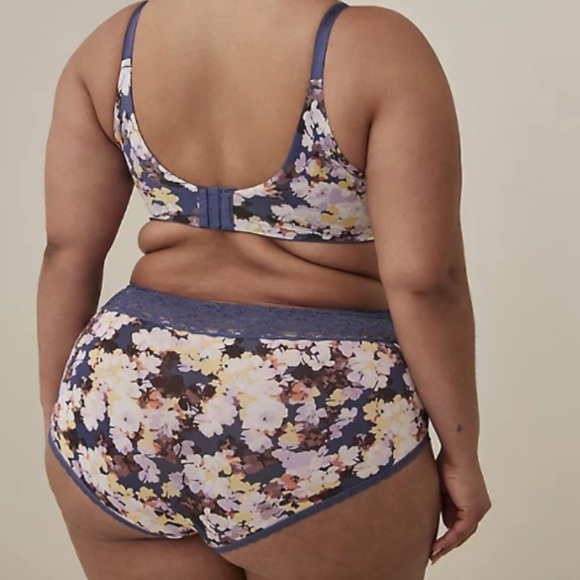 🆕 Floral Second Skin Mid Rise Brief Lace Trim Panty 2 2X 18 20 NWT Torrid New! - Picture 4 of 5